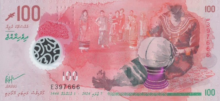 100 ރުފިޔާގެ އާ ނޫޓުތަކެއް ޗާޕުކޮށްގެން ރާއްޖެ ގެނެސްފި