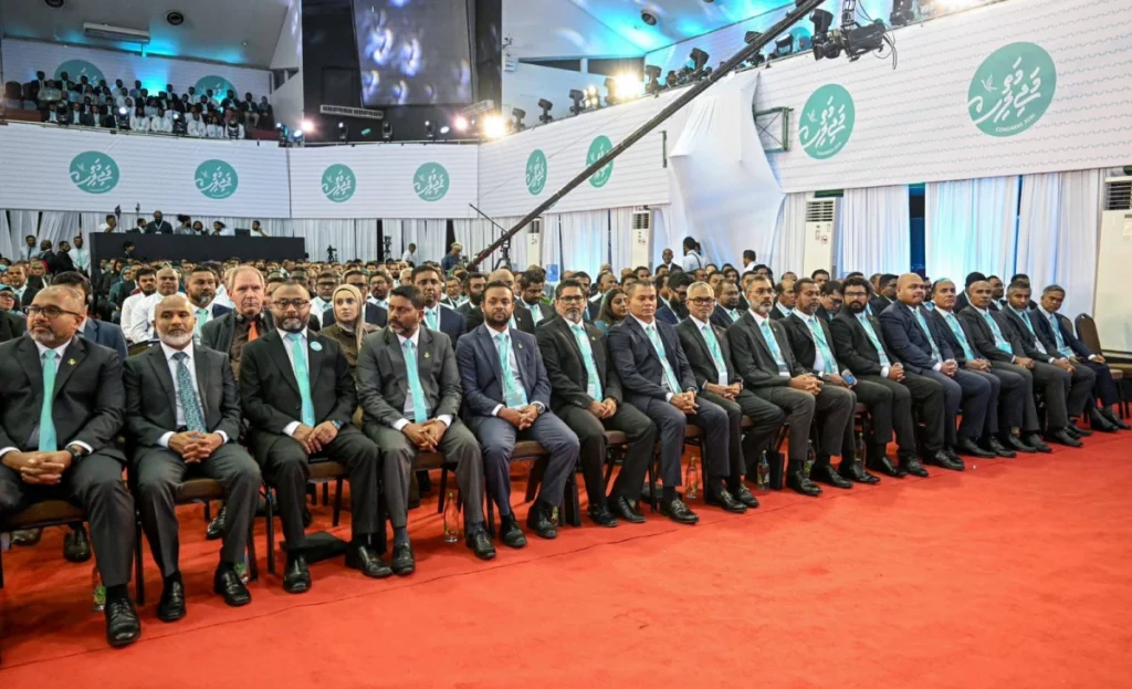 ކޮންގްރެސް ޕާޓީއަށް ނައިބު ރައީސުން ހޮވައިފި