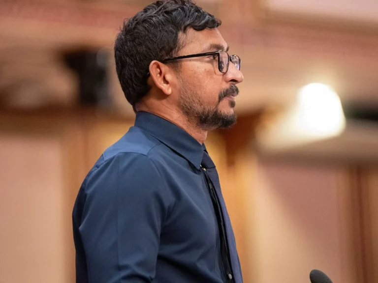 ޔާމީންއަށްވުރެ ޚަލީލް ރަސްމާލެ ޕްރޮޖެކްޓާ ދެކޮޅުވީމަ ހައިރާންވެއްޖެ: ފަލާޙް