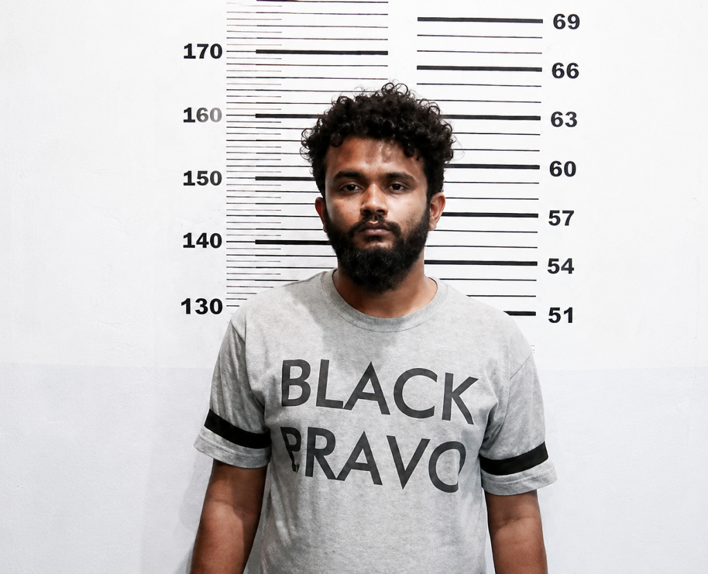 ޕެރޯލް ބޯޑުގެ 6 މެންބަރަކު ވަކިކޮށް، އަބުޗާ އަލުން ހައްޔަރުކޮށްފި