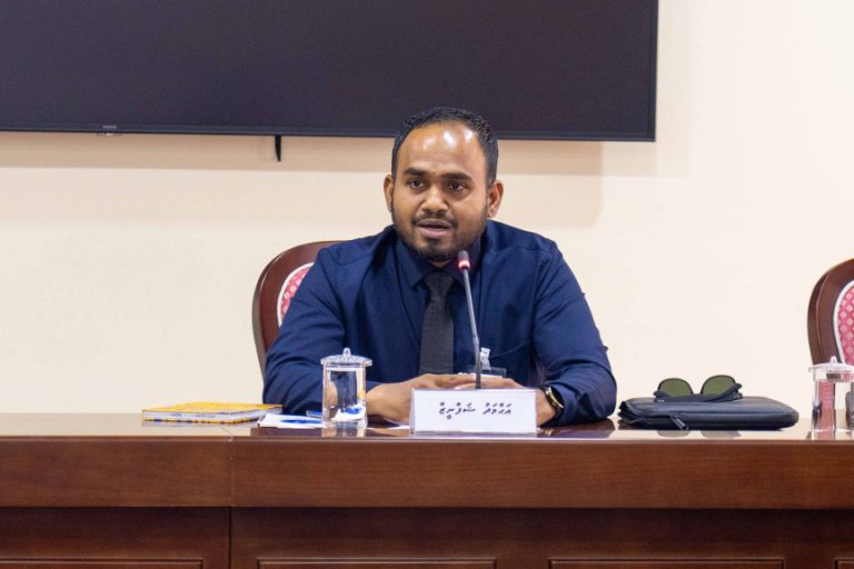 ޑެޕިއުޓީ ކޮމިޝަނަރ ޖެނެރަލް އޮފް ޓެކްސޭޝަންގެ މަޤާމަށް އަޙްމަދު ޝަފްނީޒް ޢައްޔަންކުރުމަށް ރައްޔިތުންގެ މަޖިލީހުން ފާސްކޮށްފި