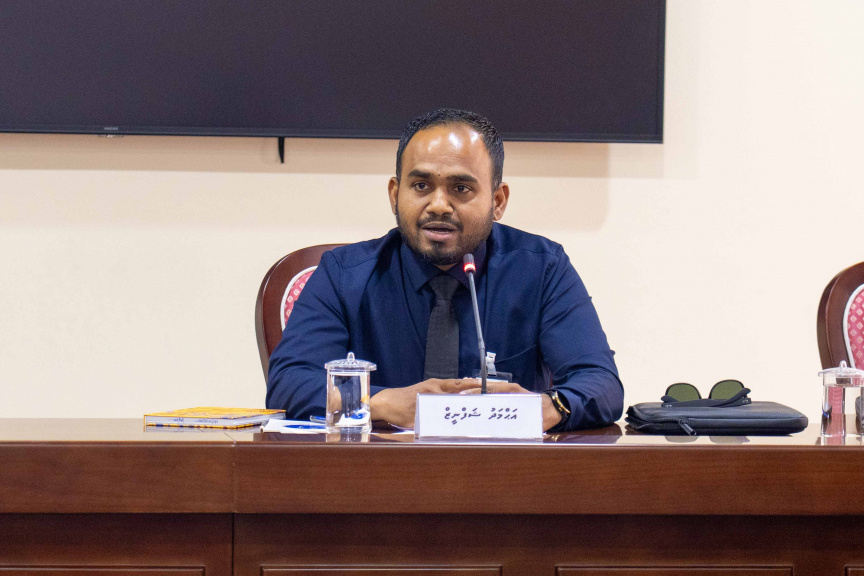 ޑެޕިއުޓީ ކޮމިޝަނަރ ޖެނެރަލް އޮފް ޓެކްސޭޝަންގެ މަޤާމަށް އަޙްމަދު ޝަފްނީޒް ޢައްޔަންކުރުމަށް ރައްޔިތުންގެ މަޖިލީހުން ފާސްކޮށްފި